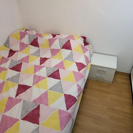 Stan na dan Prnjavor, Gajba u centru Apartment Bagian luar foto