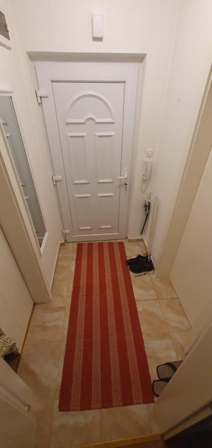 Stan na dan Prnjavor, Gajba u centru Apartment Bagian luar foto
