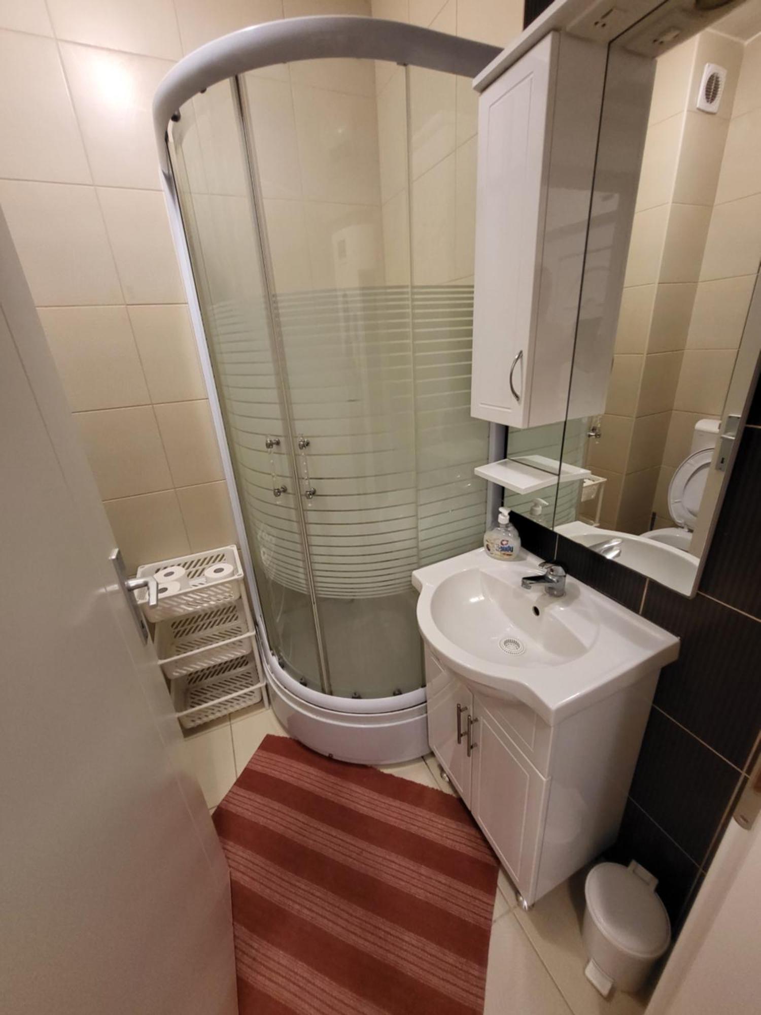 Stan na dan Prnjavor, Gajba u centru Apartment Bagian luar foto